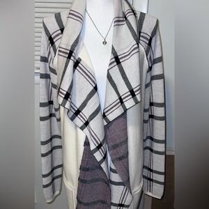 SUSS women’s drape-front 100% merino wool cardigan sweater with pockets